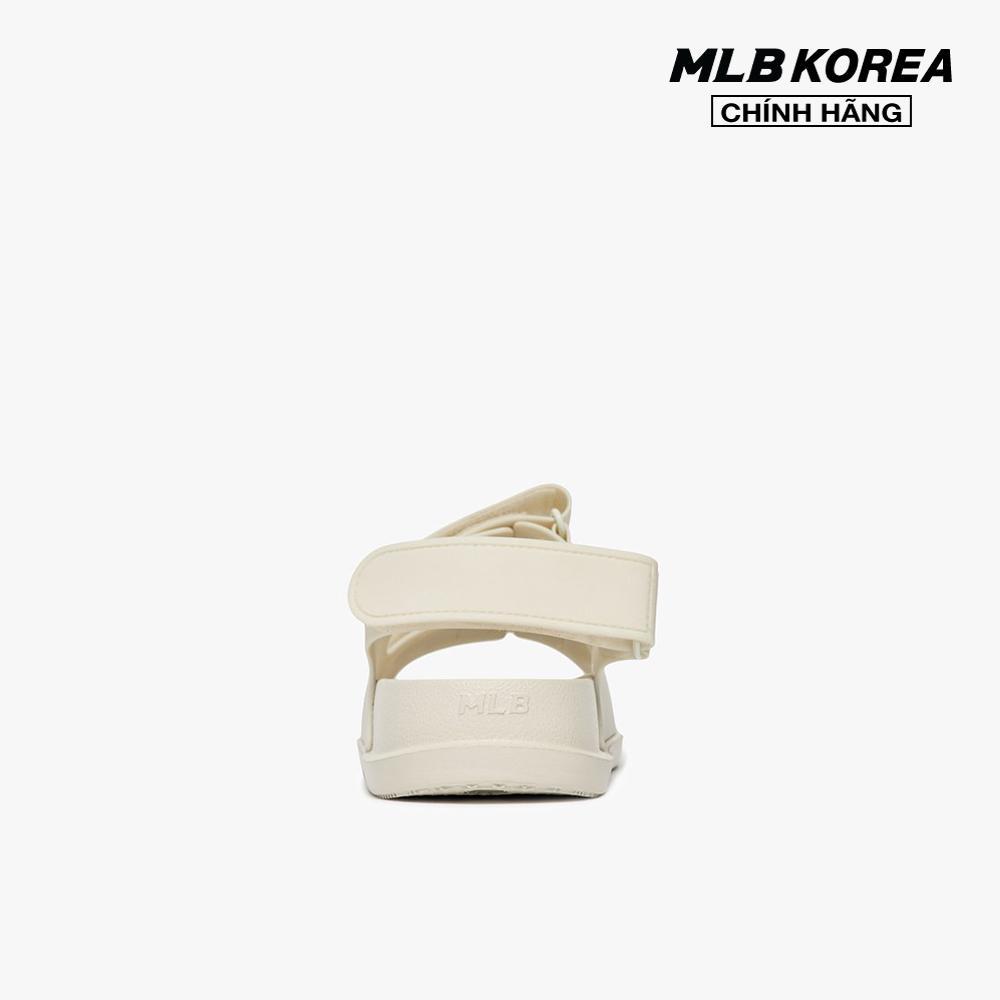 MLB - Giày sandals unisex đế thấp quai ngang Chunky 3ASDCBS33-50CRS