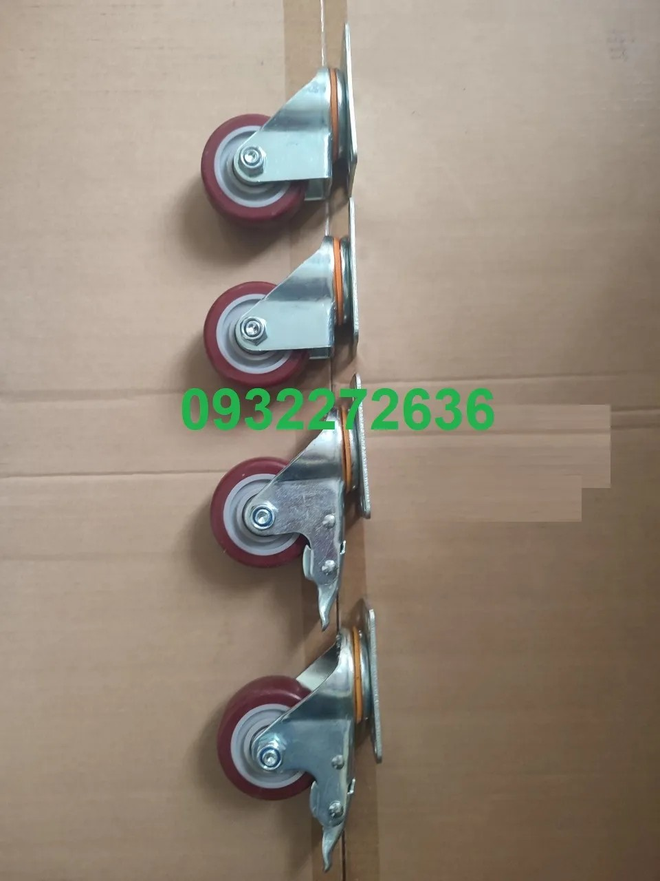Bánh xe đẩy hàng loại cao cấp chịu tải 250 kg, KT 70x30 mm - Di chuyển đa mặt sàn (bánh xoay và bánh xoay có hãm)