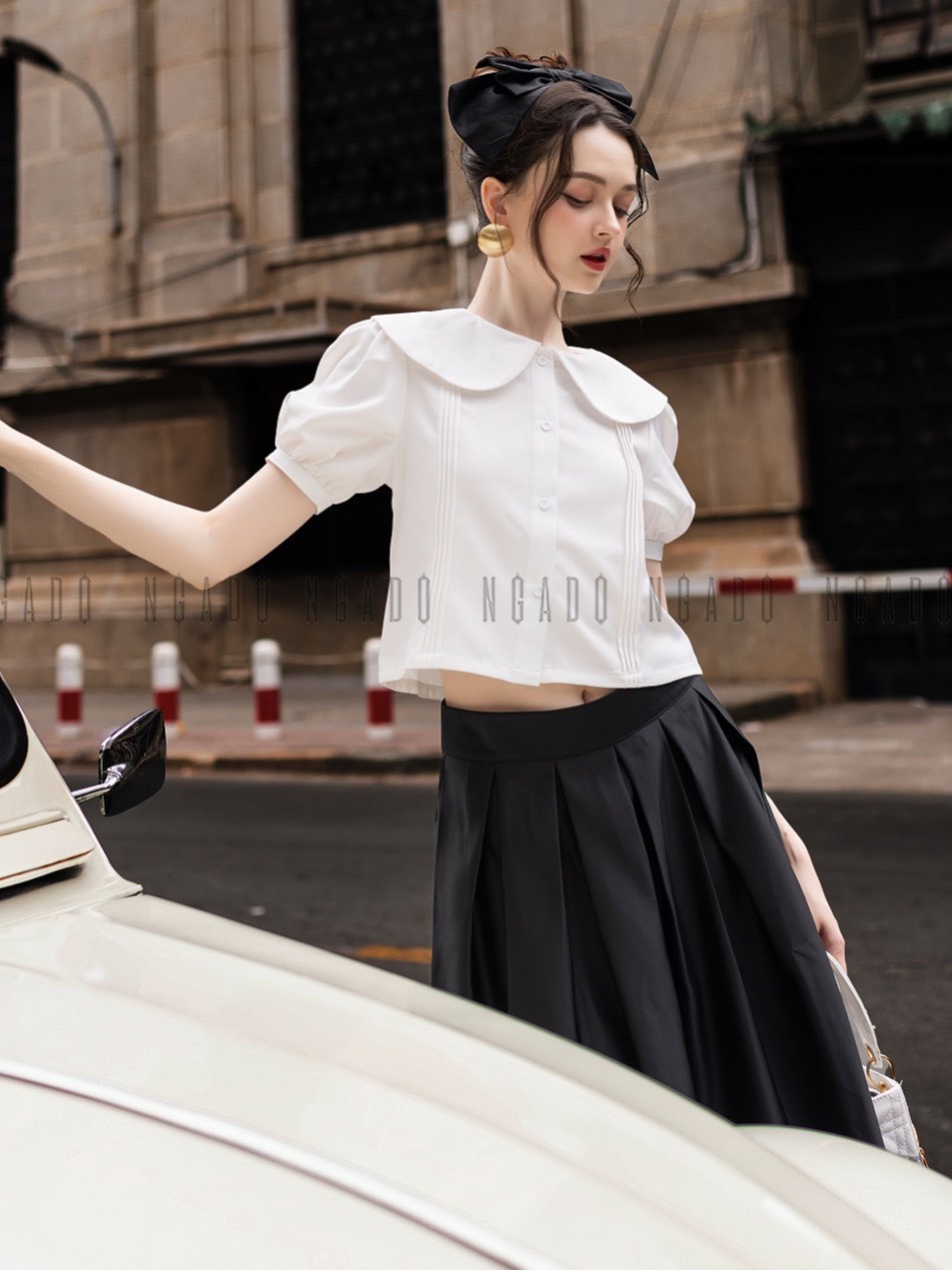 Áo trắng tay phồng NGADO