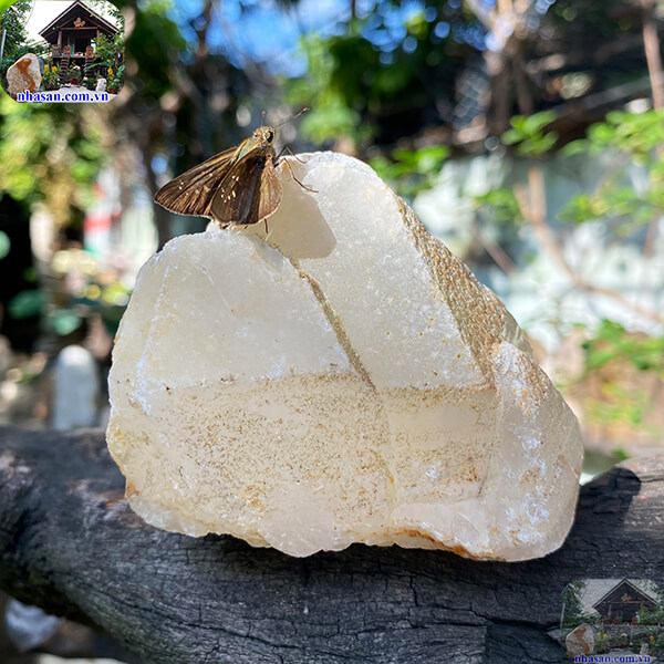Đá phong thủy để xe ô tô mang lại may mắn, bình an và an toàn-440gr - CG07