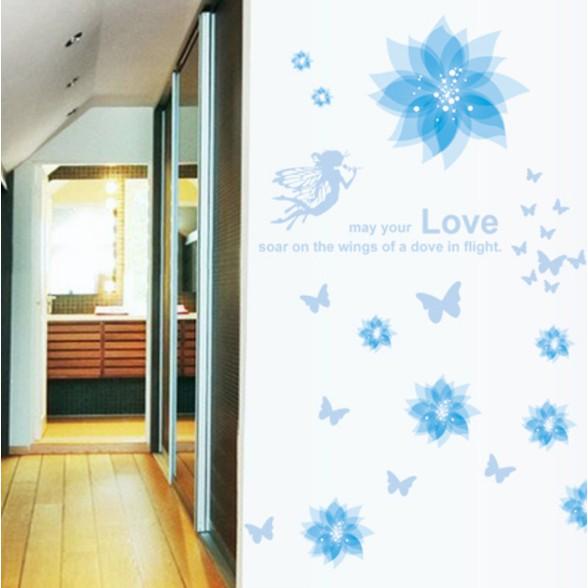 Decal trang trí tường Hoa xanh Love