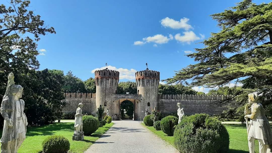 Rượu vang nổ,vang sủi tăm Castello di Roncade Prosecco DOC Extra Dry (Italia/ Ý )