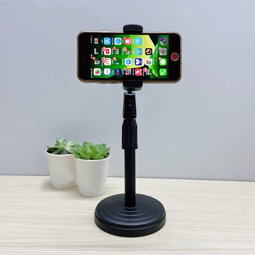 Thiết bị đỡ điện thoại có kẹp đỡ xoay 360 độ, thiết kế thân có thể điều chỉnh được độ dài, thích hợp đặt bàn để học online, live bán hàng, xem điện thoại,...