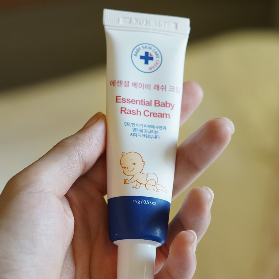 Kem hăm tả em bé Essential Baby Rash Cream 15gr