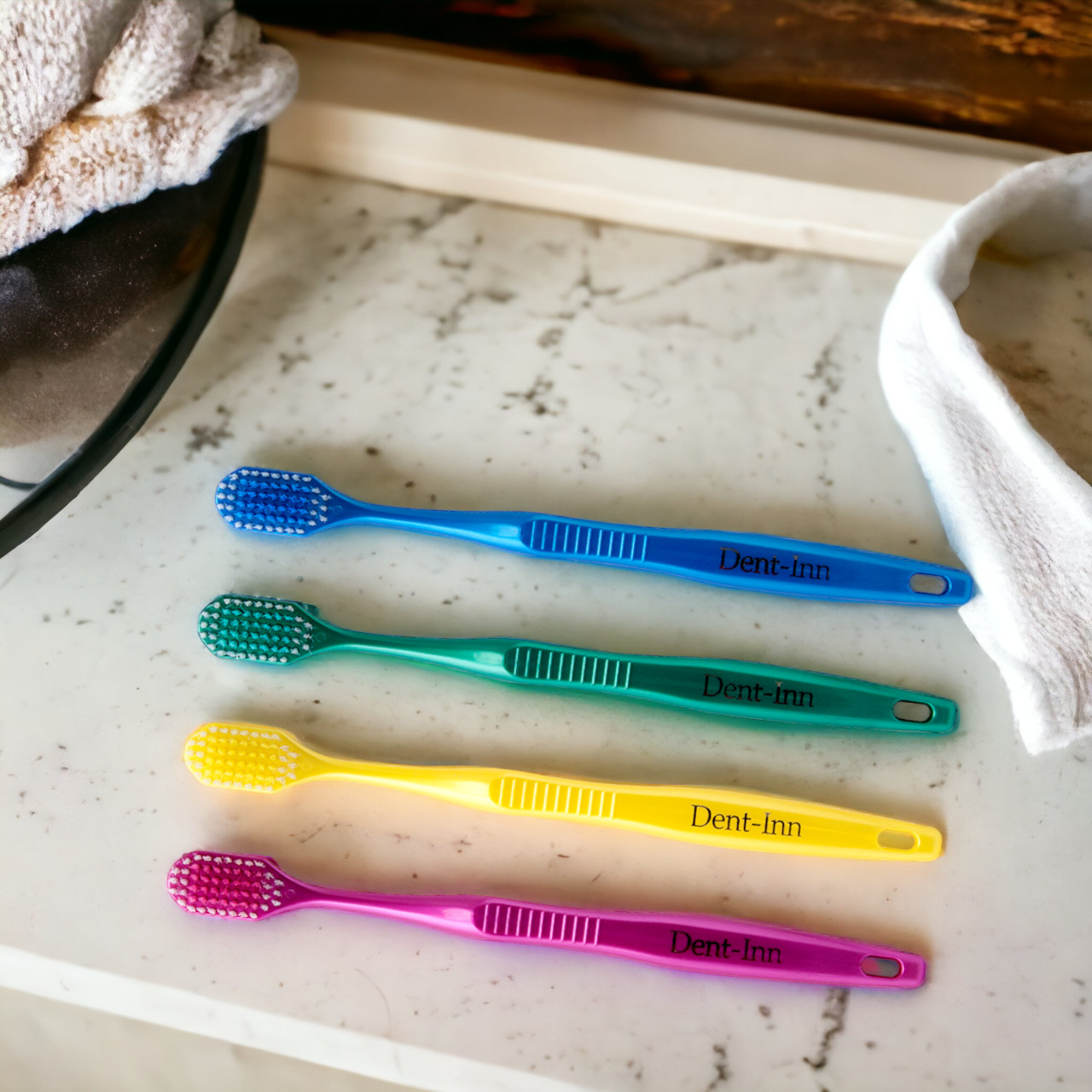 Bàn Chải Đánh Răng Với Đầu Chải Siêu Mềm Dentinwide Tl-S