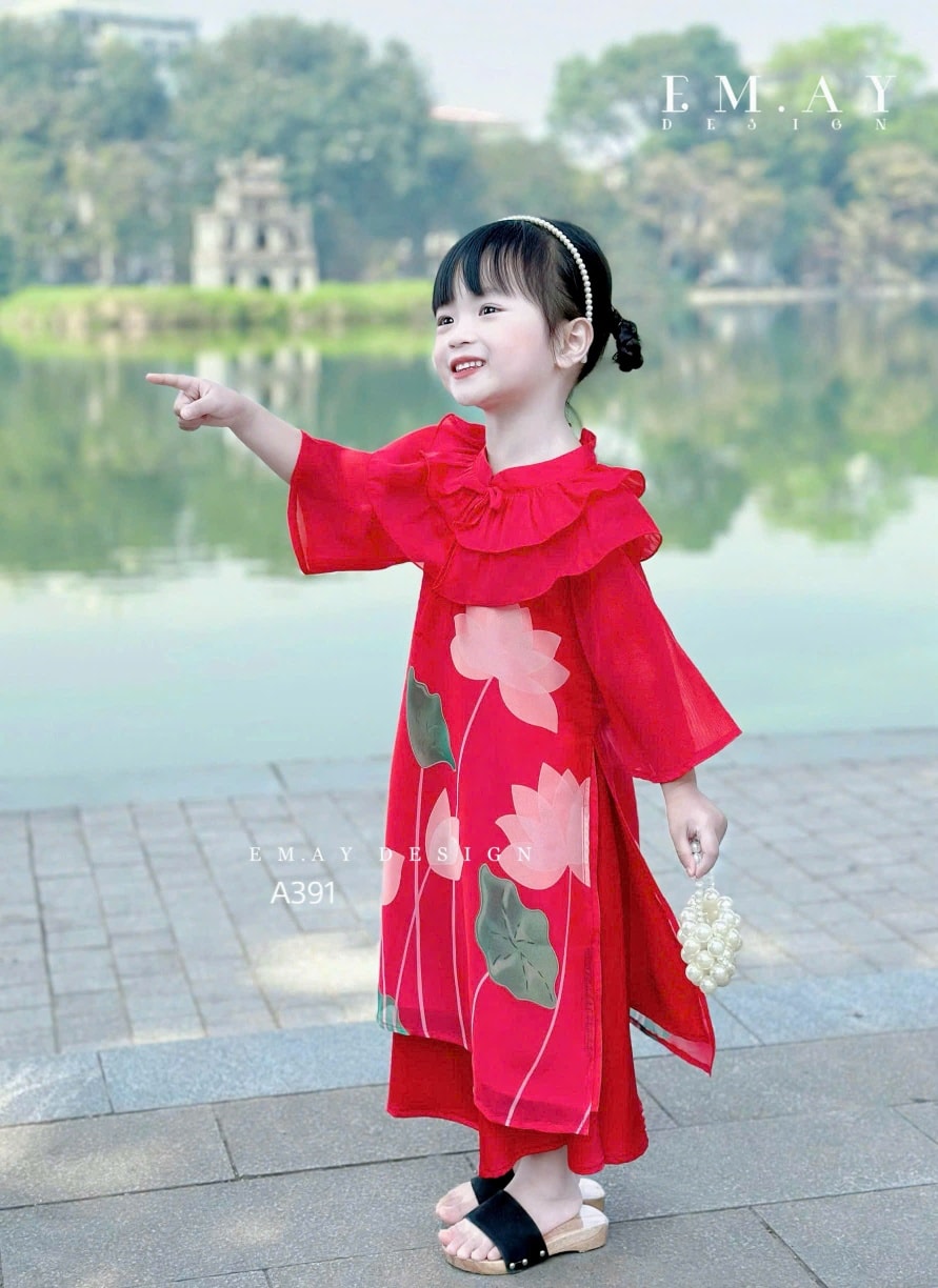 Áo dài cho bé gái mẫu Hoa mùa xuân xinh xắn tết trung thu năm mới từ 10-45kg hàng thiết kế cao cấp