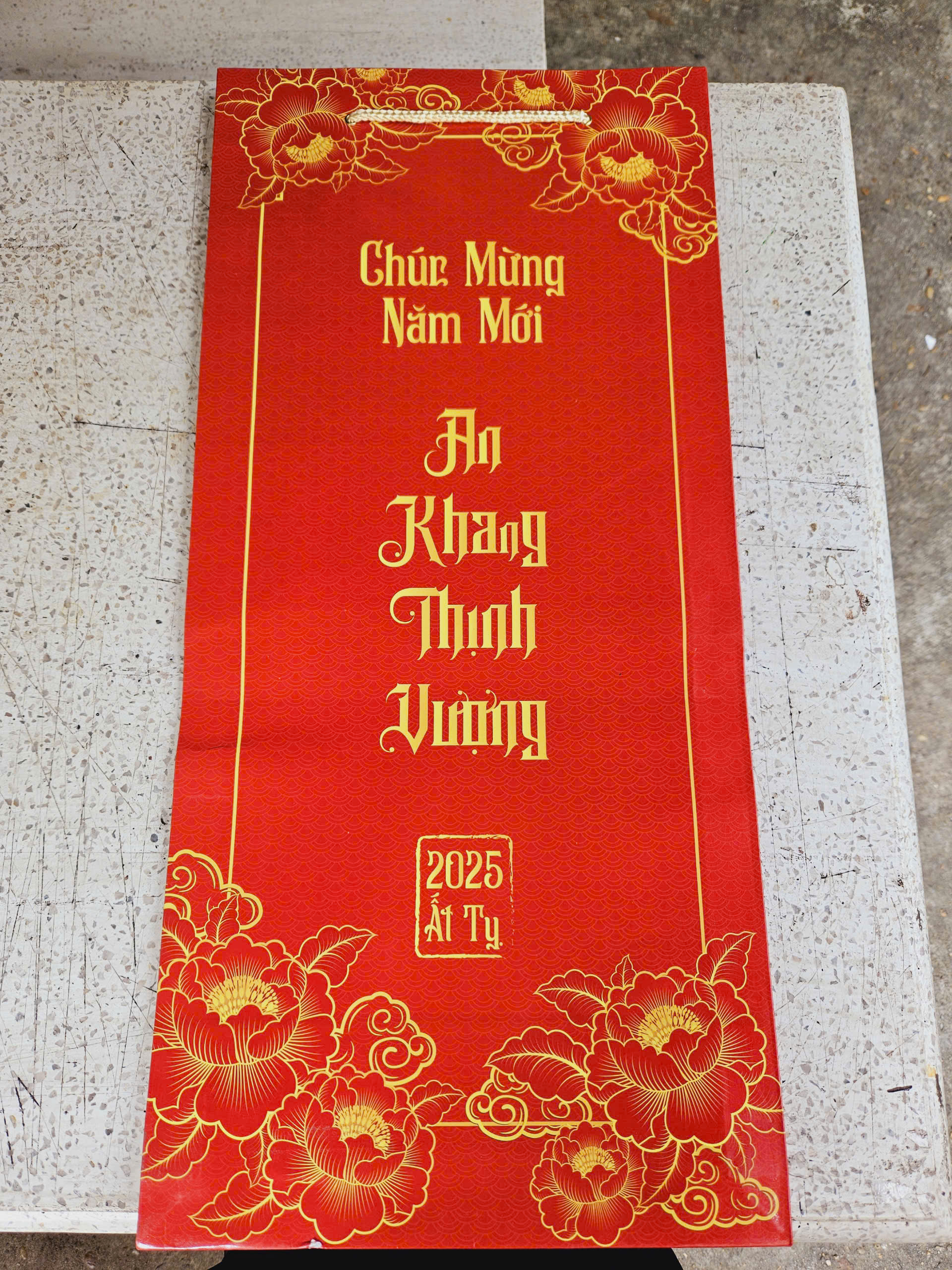 Lịch 2025: LỊCH BLOC NGHỆ THUẬT THƯ PHÁP – Liên Việt (20x48cm)