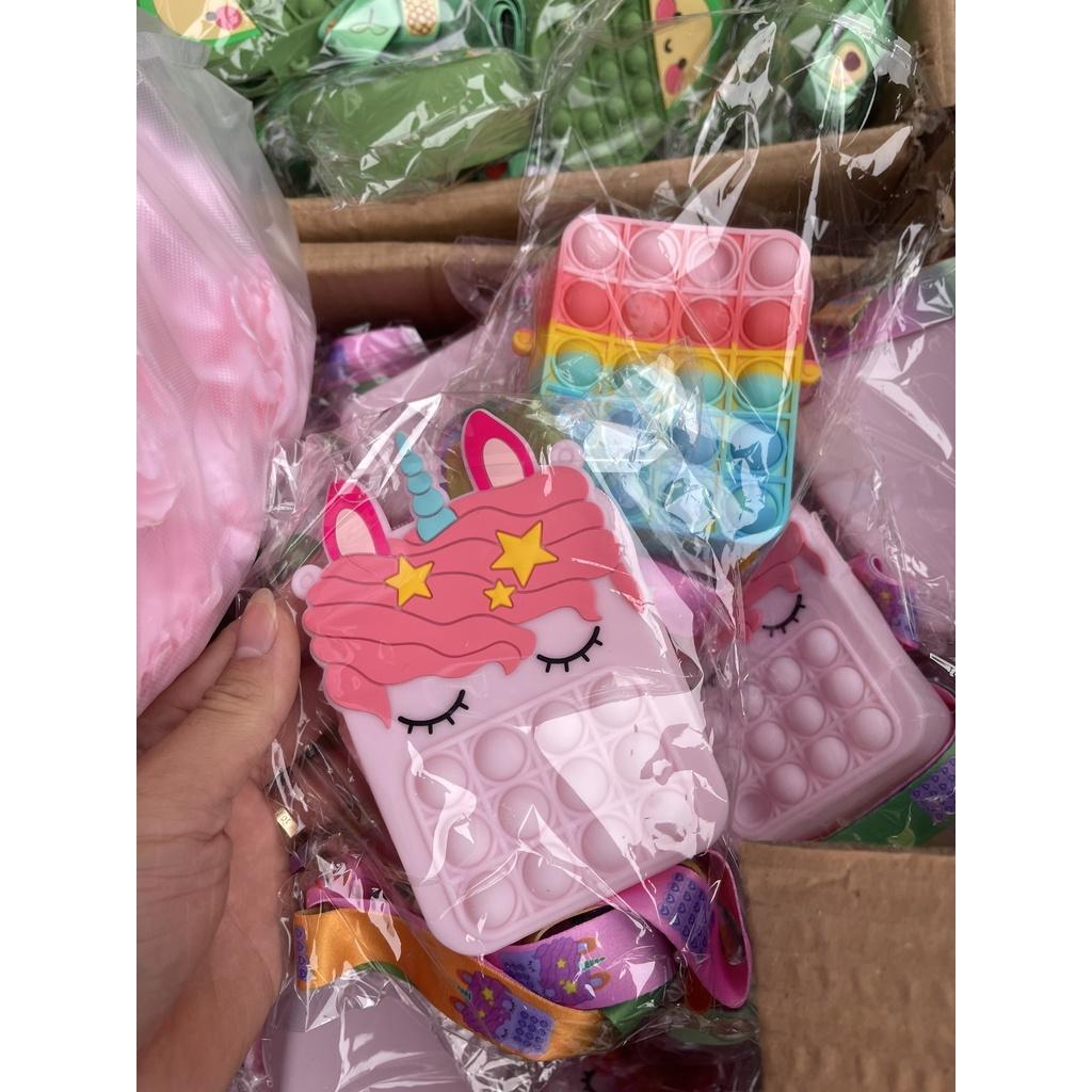 Túi đeo chéo mini kết hợp trò chơi pop it bằng silicon mềm giúp giảm căng thẳng