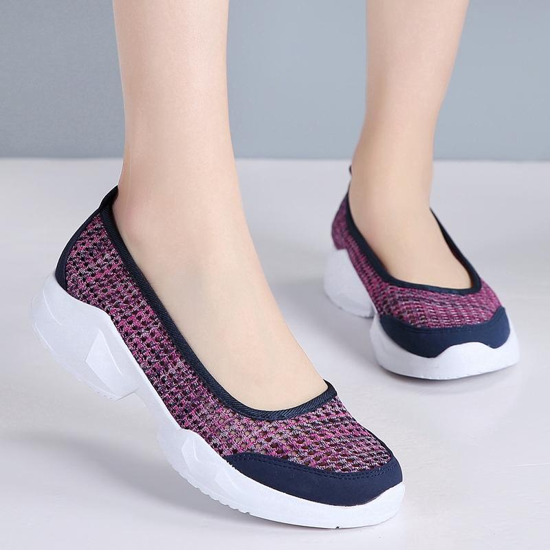2020 Fashion women outdoor soft breathable black running sneakers casual sport shoes