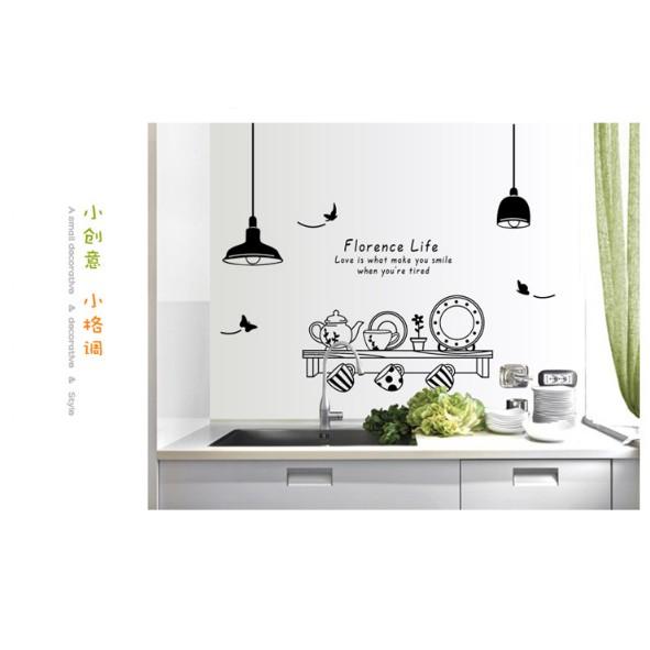 Decal trang trí tường - Căn Bếp Đen