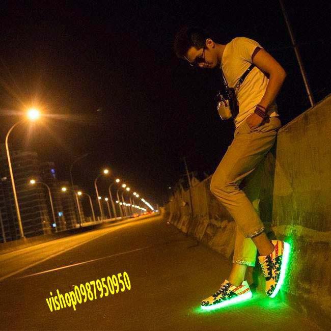 Giày Phát Sáng Đèn Led 7 Màu Mẫu Cờ Mỹ-Giày cờ Mỹ phát sáng 8 chế độ sáng 7 màu phong cách cá tính