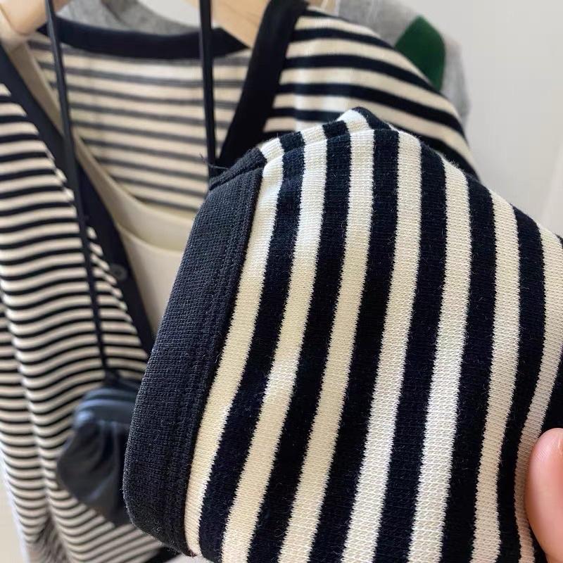 Cardigan kẻ sọc nỉ thu đông