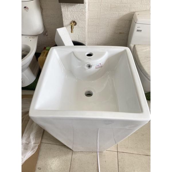 Chậu lavabo sứ trụ/lavabo đứng/lavavo liền khối