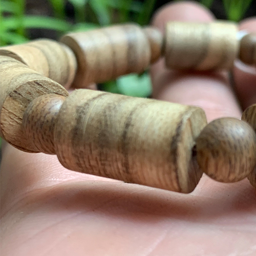 Vòng tay trầm hương thiên nhiên đốt trúc size nam 10li