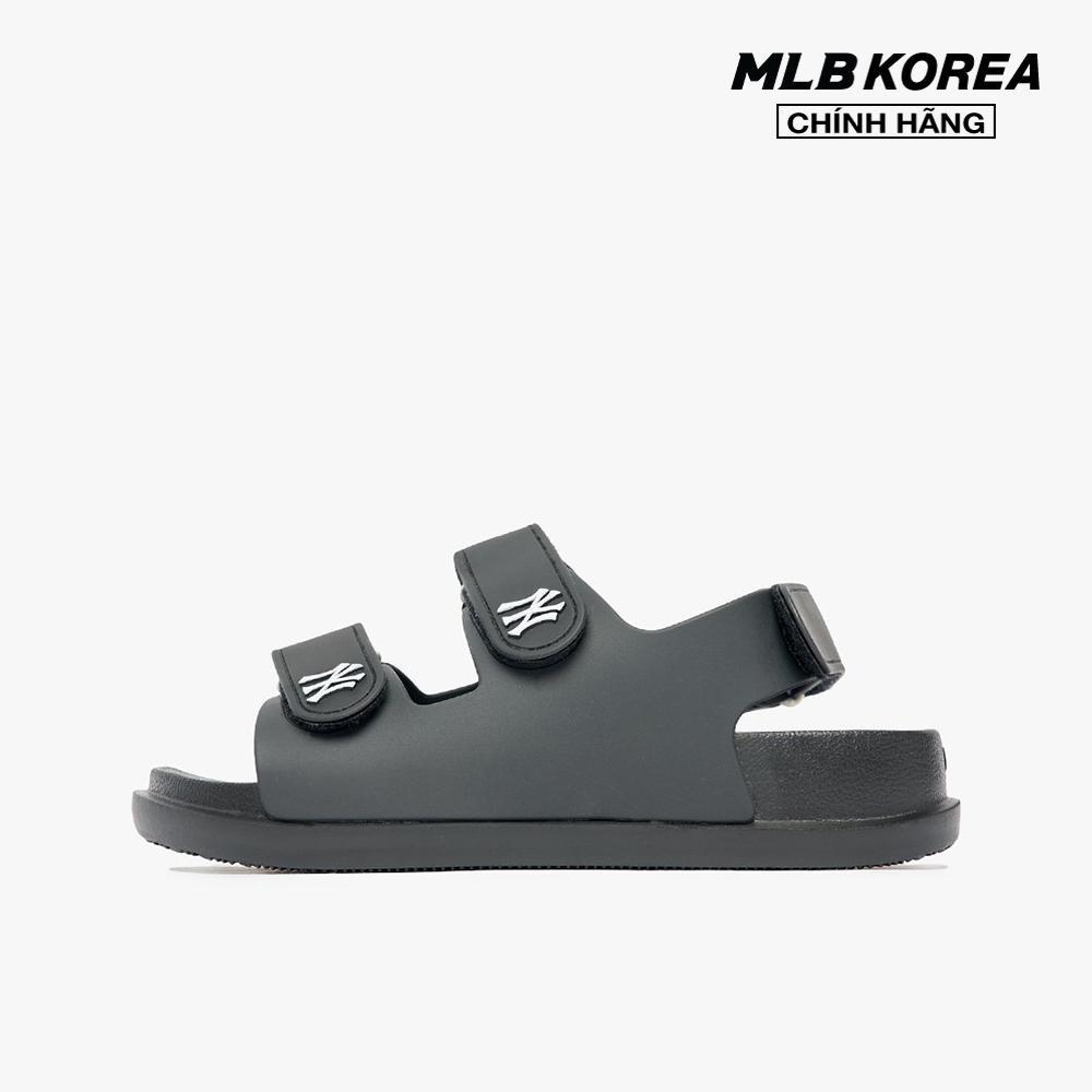 MLB - Giày sandals unisex đế thấp quai ngang Chunky 3ASDCBS33