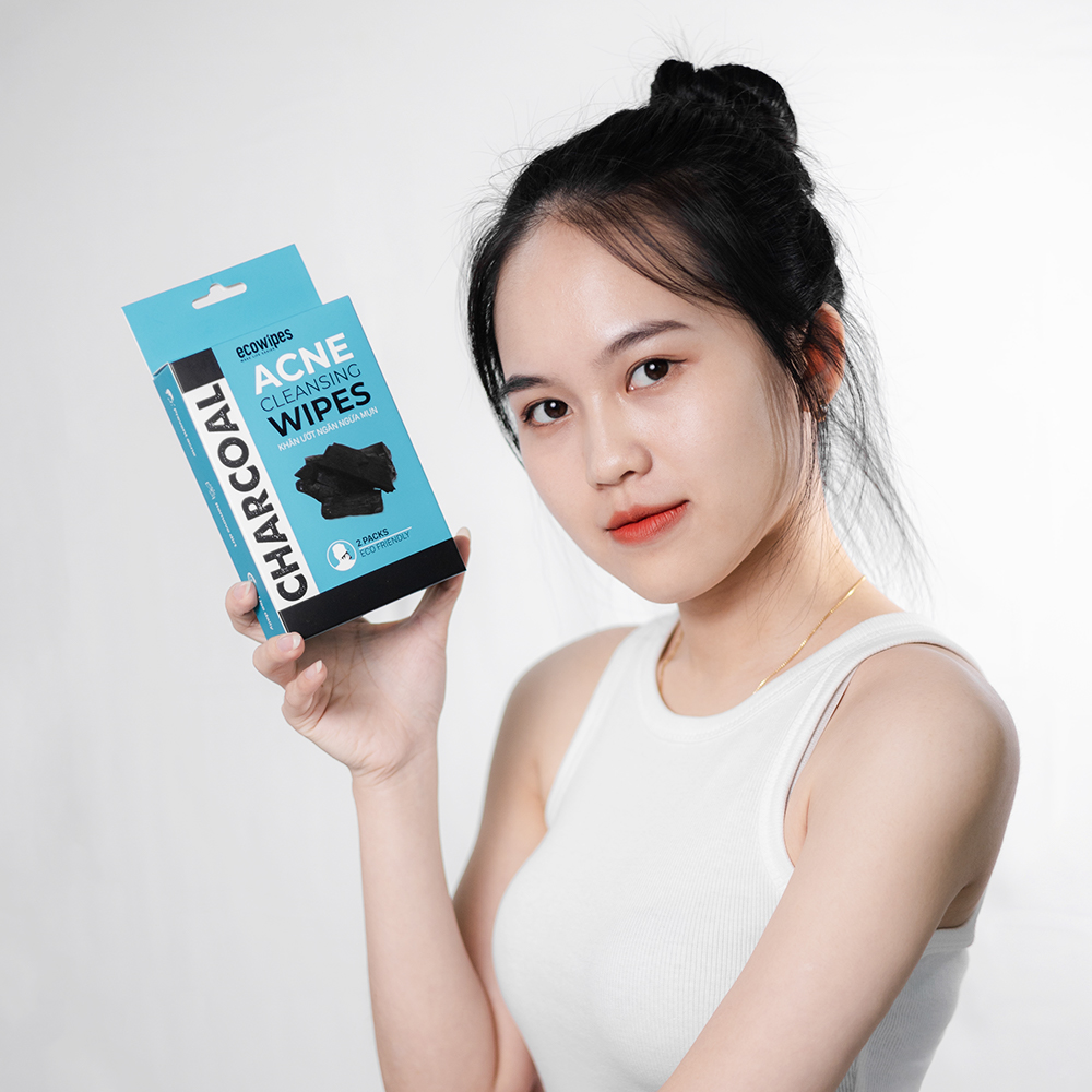 Hộp 2 gói khăn giấy ướt ngừa mụn than hoạt tính Charcoal Anti Acne Cleansing Wipes gói 15 tờ an toàn cho da