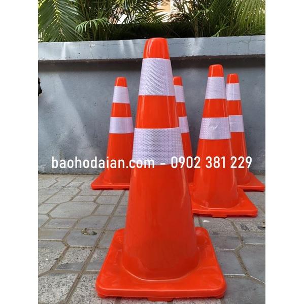 Cọc tiêu cảnh báo giao thông nhựa PVC dẻo 70cm