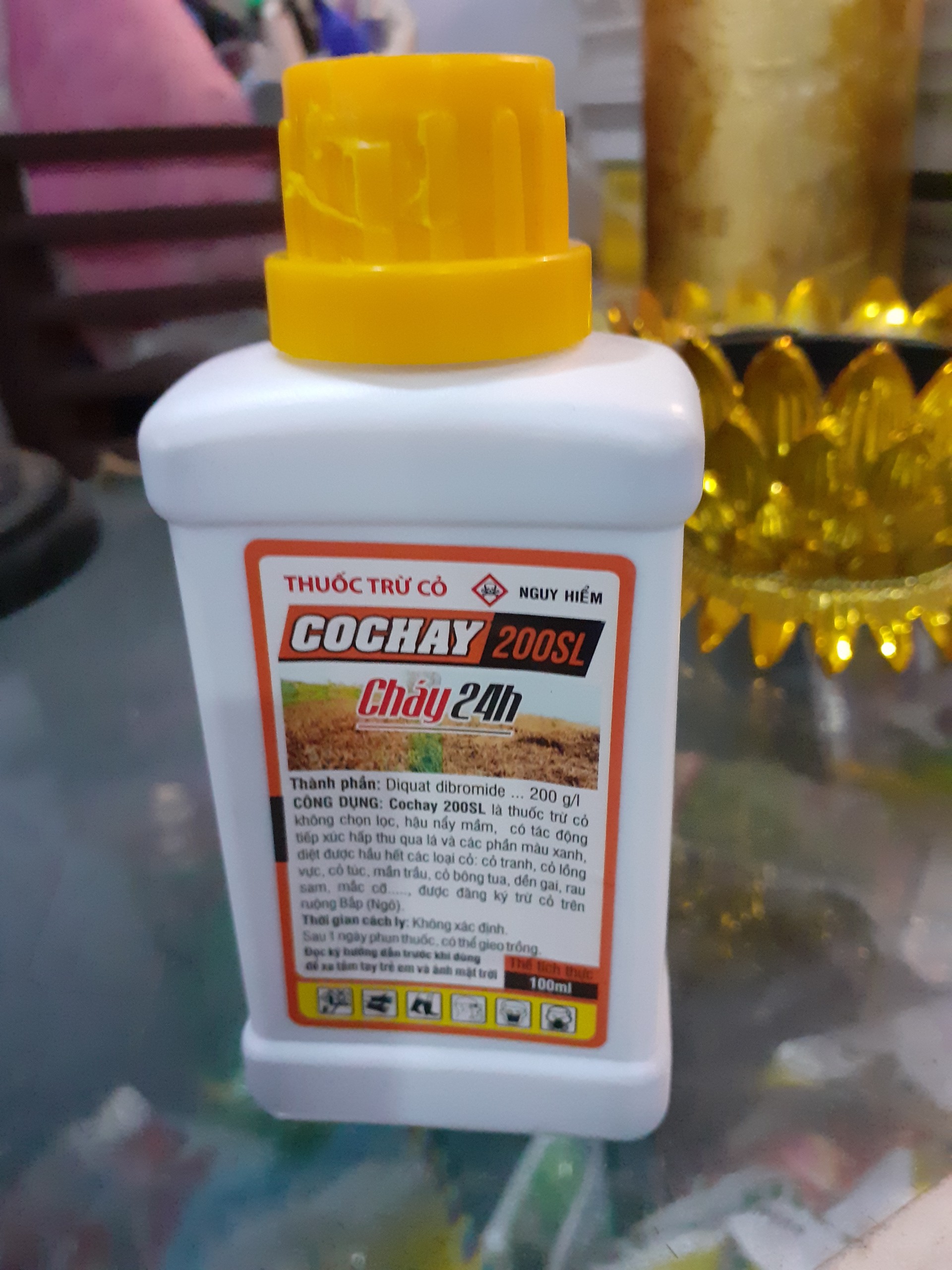 Chế phẩm trừ cỏ