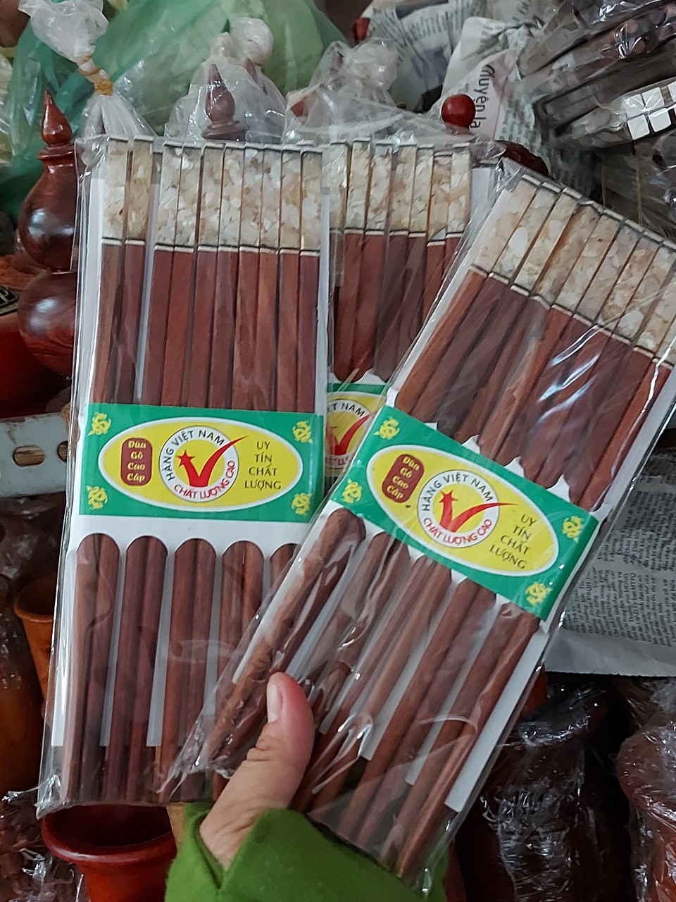 Bộ 10 đôi đũa gỗ hương cẩn đầu vuông cao cấp