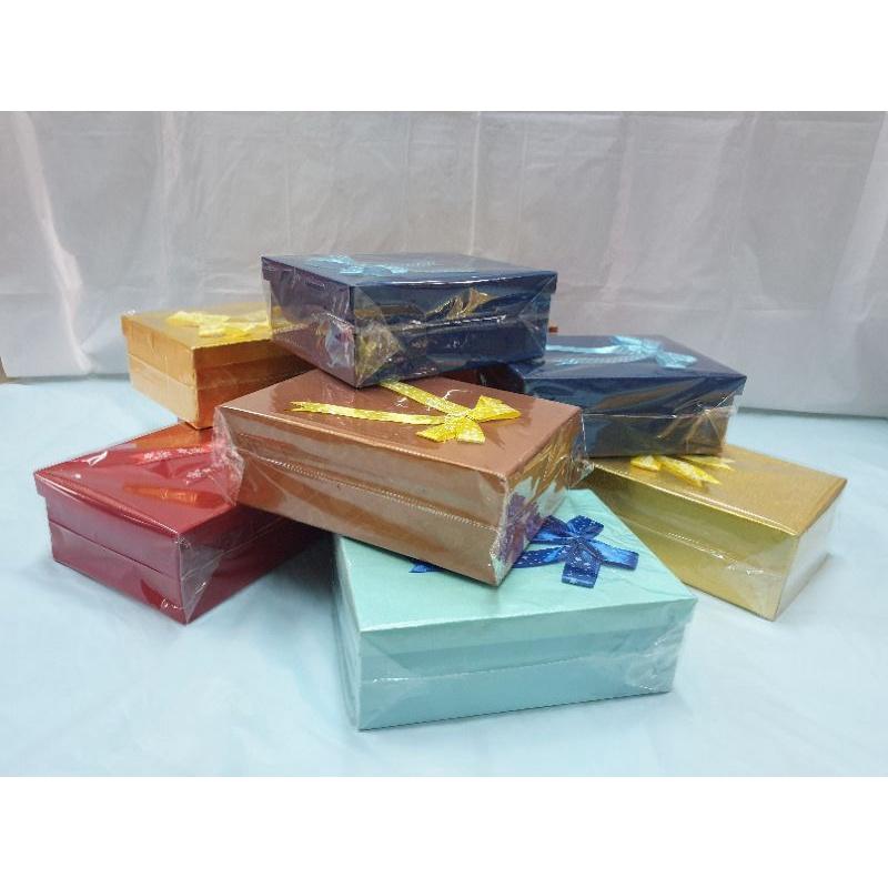 Hộp Quà Quà Tặng Sinh Nhật Kích Thước 16cm x 22cm x 8cm