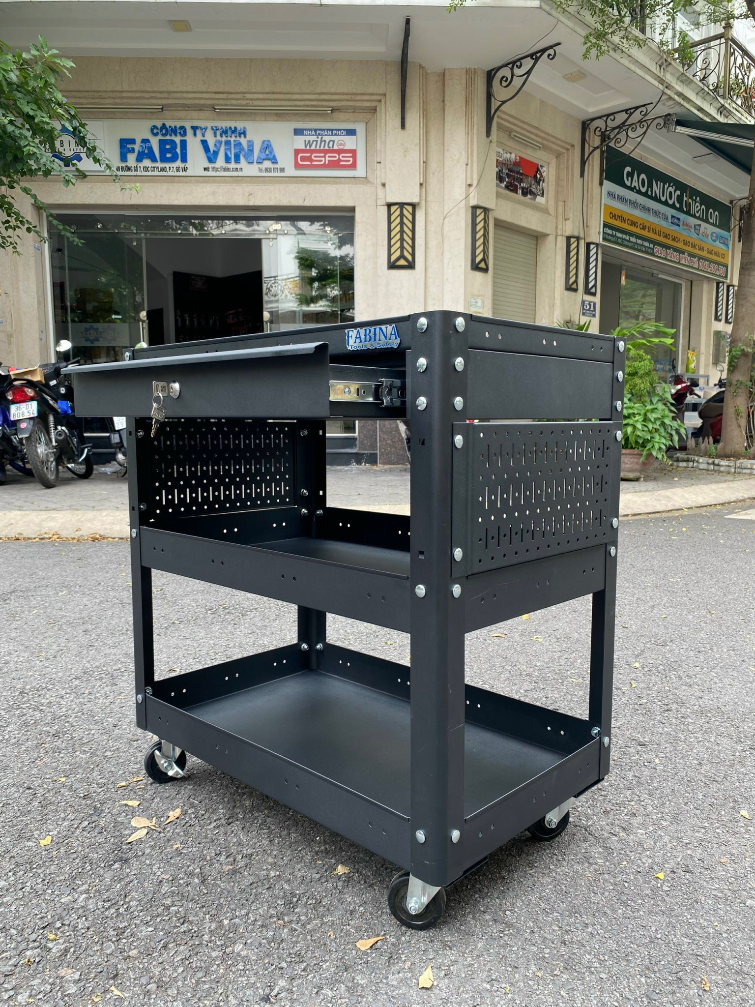 Xe đẩy đa năng 3 tầng 1 hộc kéo màu đen