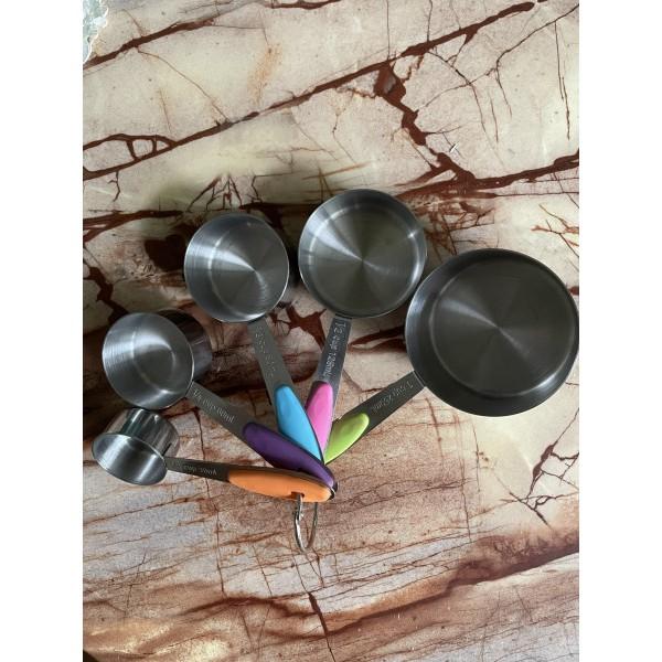 Bộ cup đong nguyên liệu làm bánh inox nhiều màu