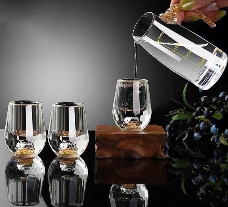 Bộ bình chén rượu pha lê mắt trâu vàng 24k