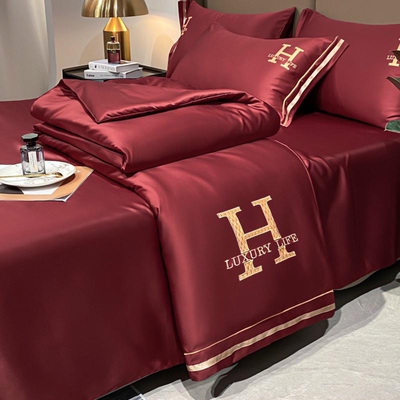 Bộ chăn ga gối phi lụa thêu chữ H-LUXURY Life sang trọng mềm mịn