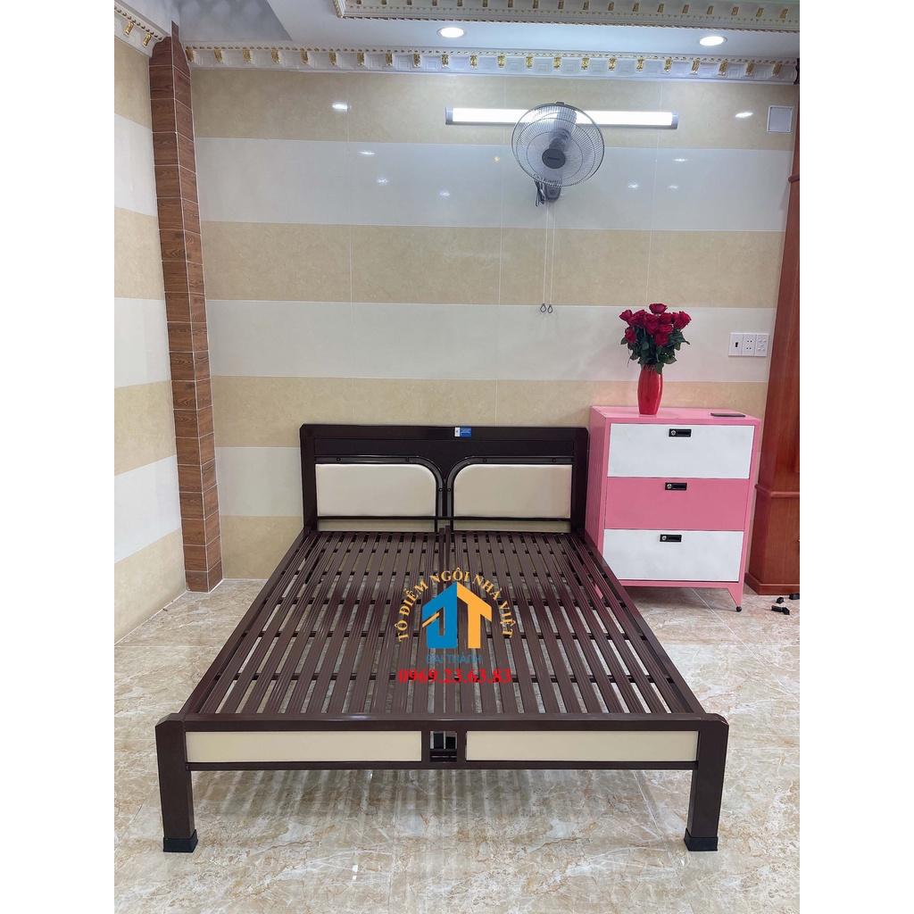Giường sắt kiểu hộp nhiều kích thước từ 1m đến 1m8 mẫu 07 - ĐẠI THÀNH