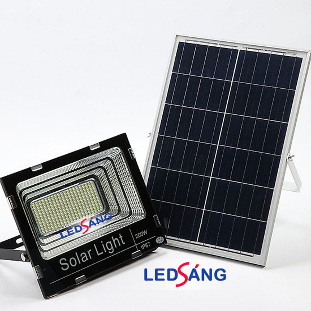 Đèn led năng lượng mặt trời - Đèn năng lượng mặt trời - Đèn pha năng lượng mặt trời
Đèn nlmt - Đèn pha led năng lượng mặt trời - Đèn led ngoài trời - Đèn dùng sánh sáng mặt trời SL2 LEDSANG