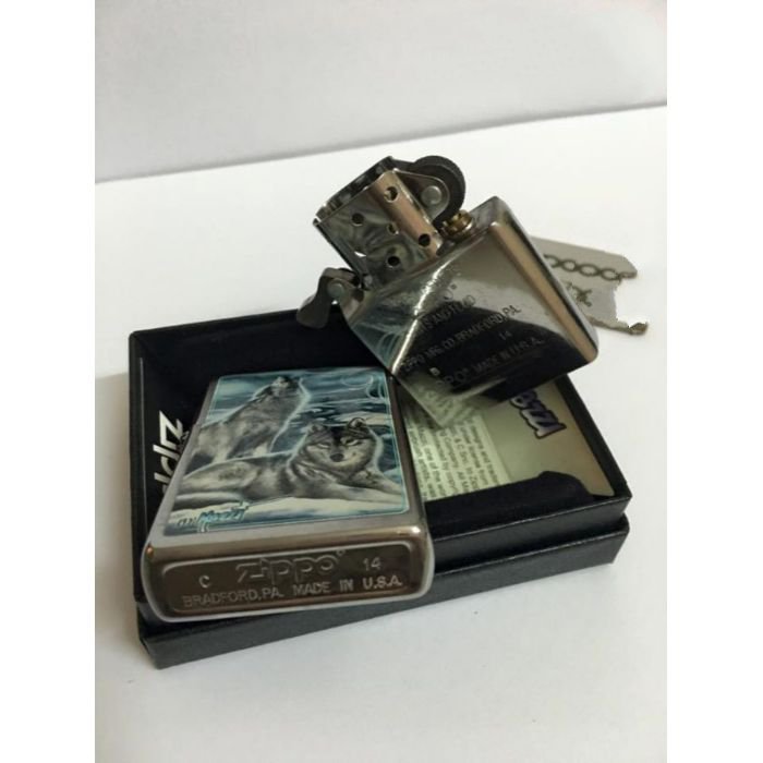 Bật Lửa Zippo Mazzi Howling Wolves Brushed Chrome Chính Hãng Usa