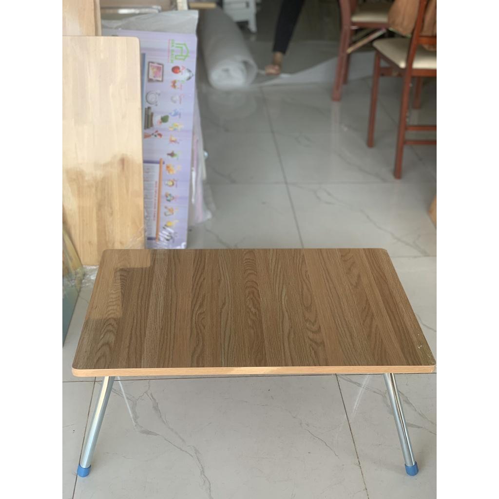 Bàn Gỗ Công Nghiệp MDF Chân Xếp Gọn 40x60cm