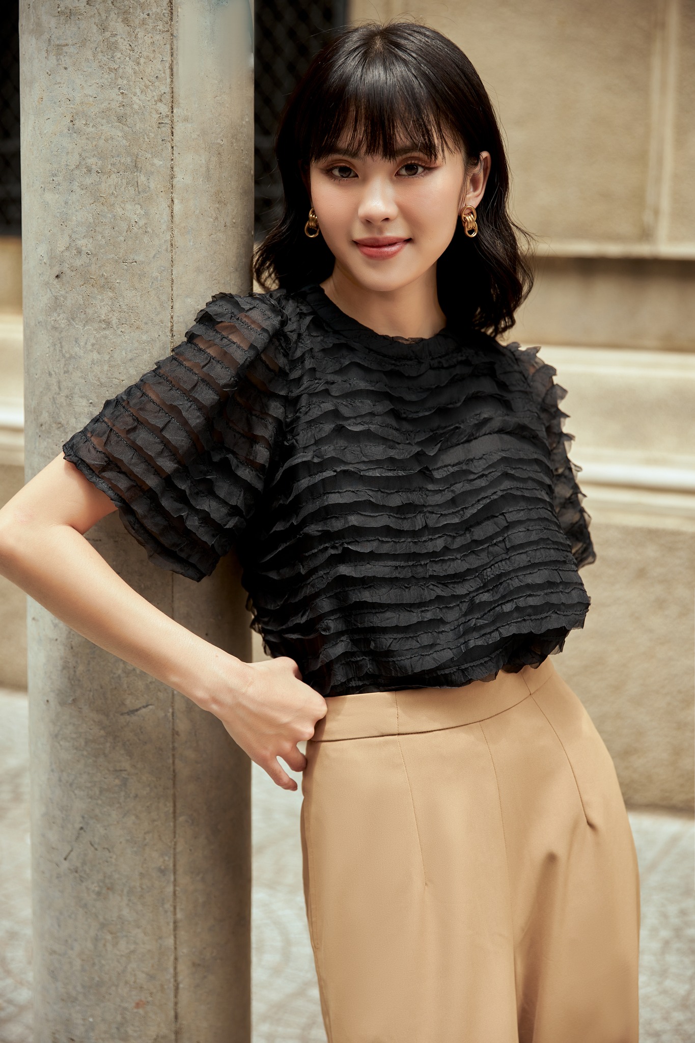 OLV - Áo Alva Top in Black