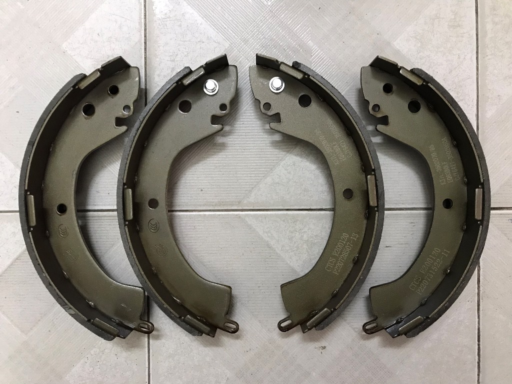 Má phanh sau guốc Dongben T30
