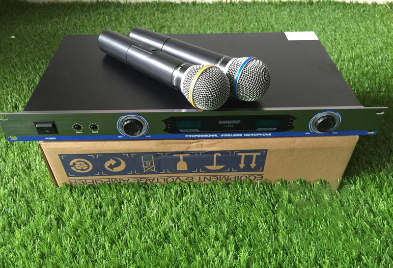 Micro không dây Shure U830 - Mic karaoke gia đình, sân khấu - Độ nhạy cao, bắt sóng xa, chống hú rít - Thiết kế sang trọng, bắt mắt -  Dễ dàng phối ghép với các thiết bị âm thanh khác - Hàng nhập khẩu loại I