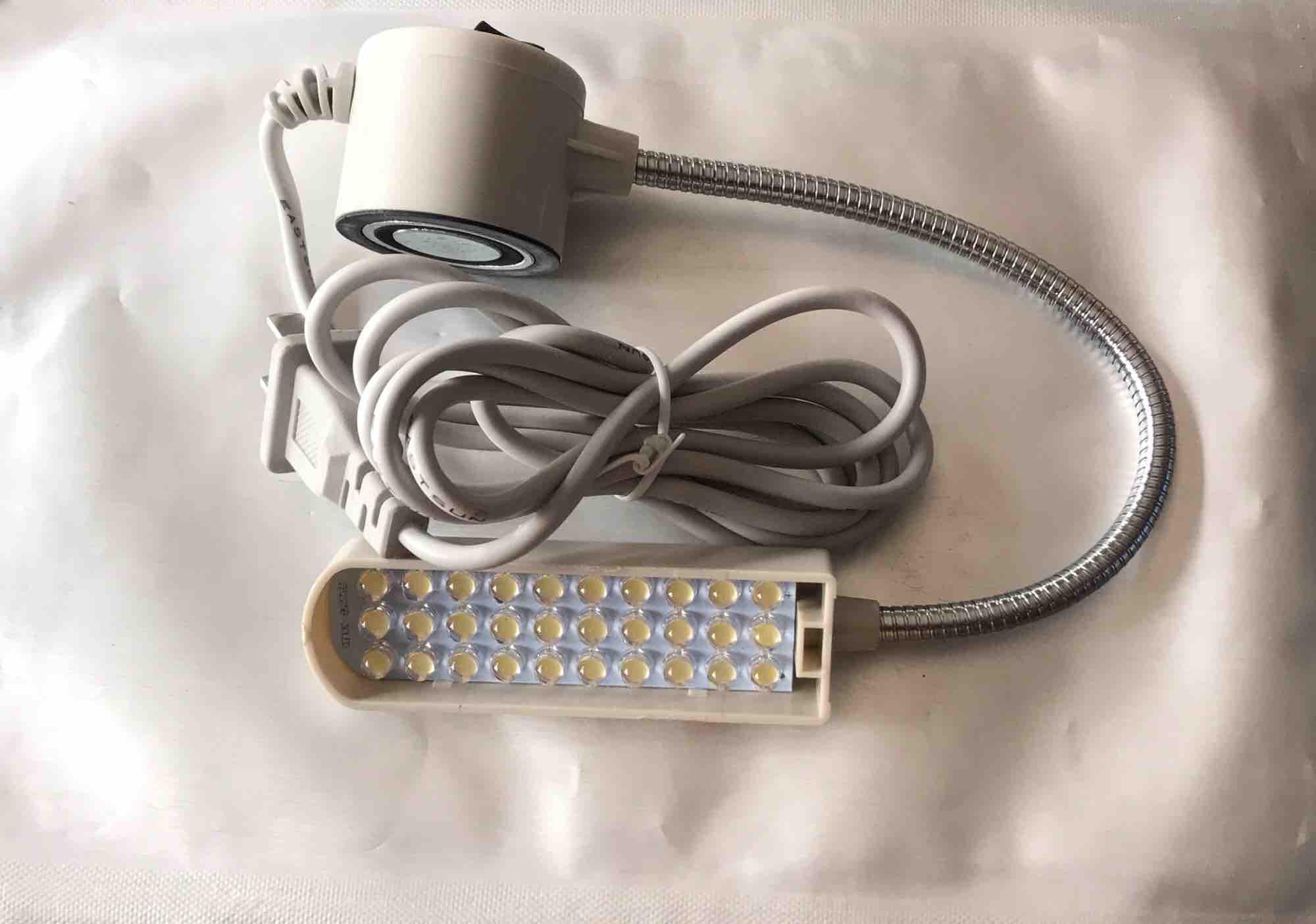Đèn led gắn máy may 30 bóng hít nam châm