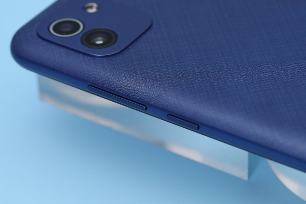 Điện thoại Samsung Galaxy A03  - Hàng chính hãng