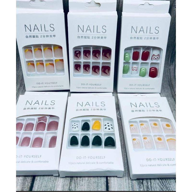 Set 24 móng tay giả kèm keo