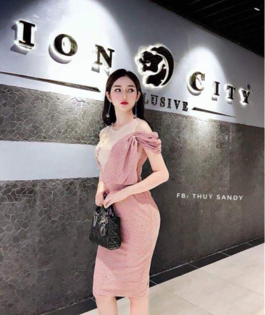Đầm body nhúng vai đỗ ren đắp