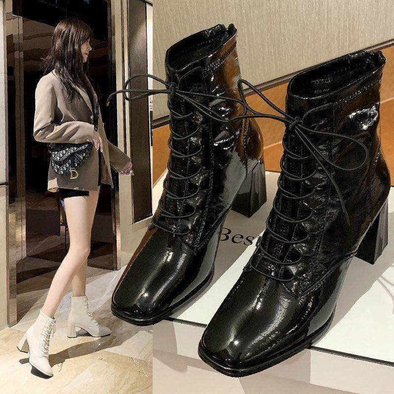 Giày bốt đế vuông phối dây ullzang siêu đẹp