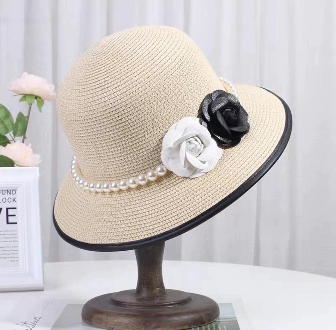 Mũ rộng vành nón đi biển chống nắng gắn hoa voan đen trắng dây đai ngọc trai nhân tạo thời trang Hàn Quốc dona25073102