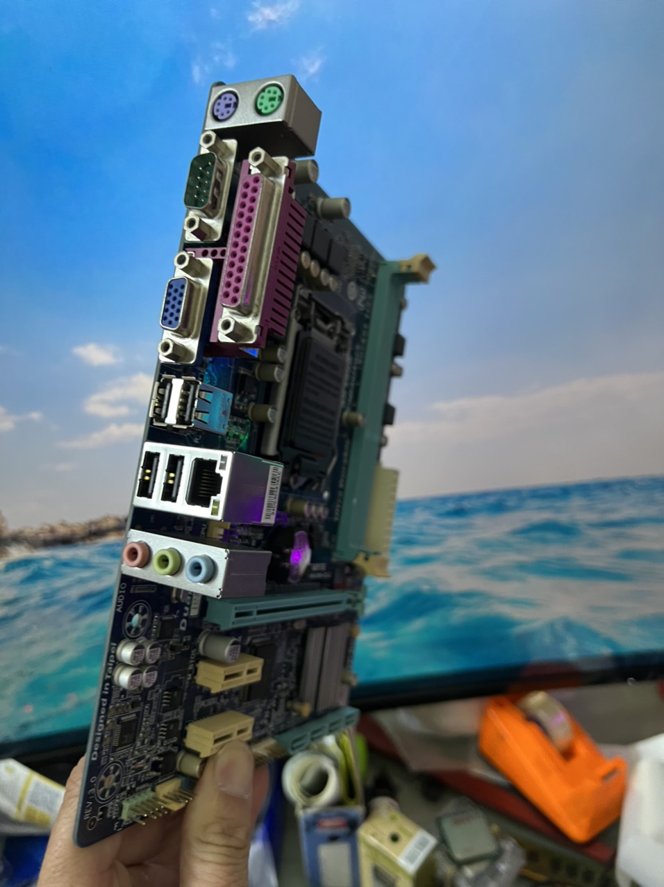 Bo Mạch Chủ Mainboard GIGABYTE H61M-DS2 - Hàng Chính Hãng