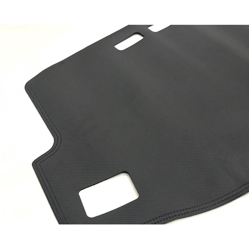Thảm da Taplo vân carbon Cao cấp dành cho xe Toyota Corolla Altis 2014-2019