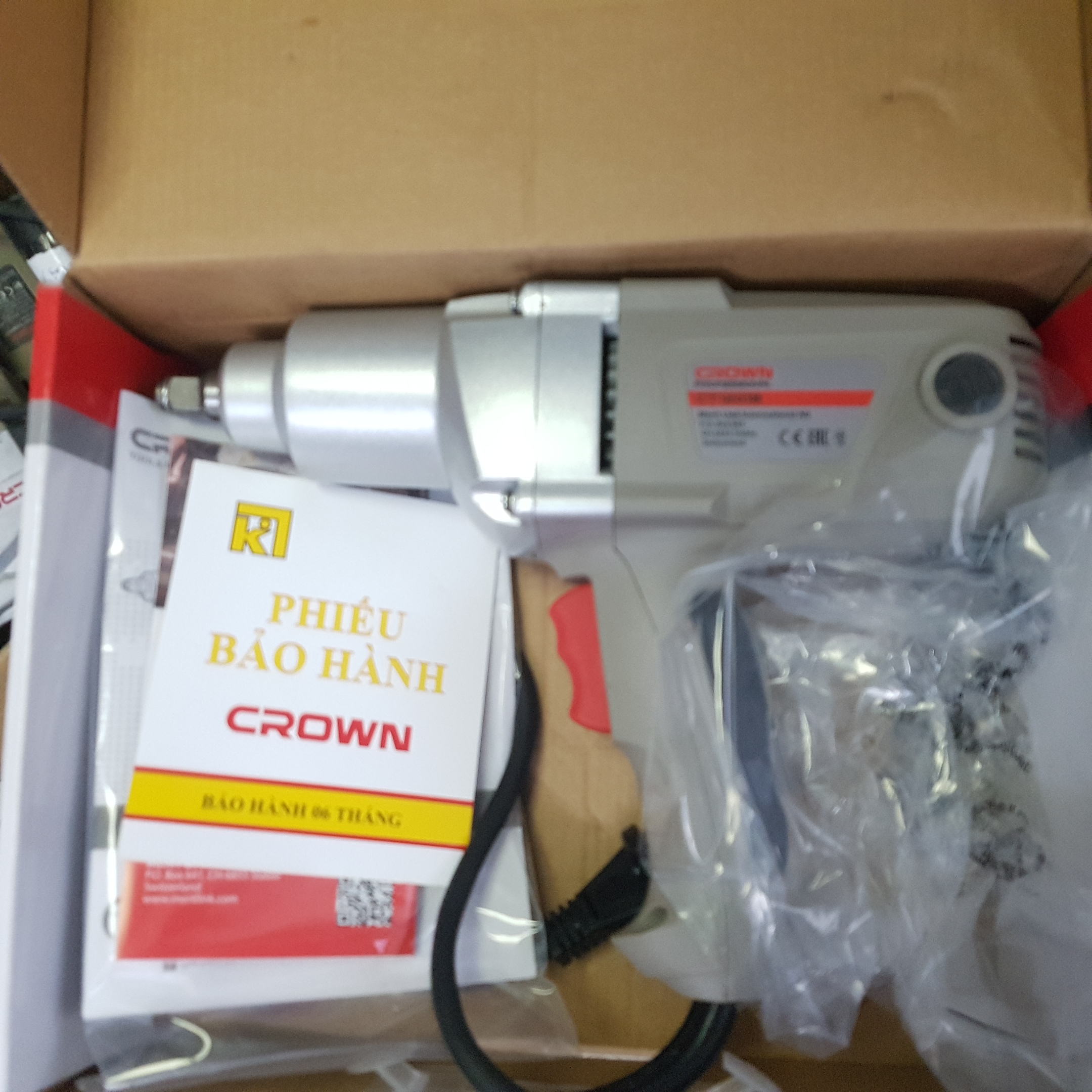 Máy xiết bulong CT12018 Crown 900w