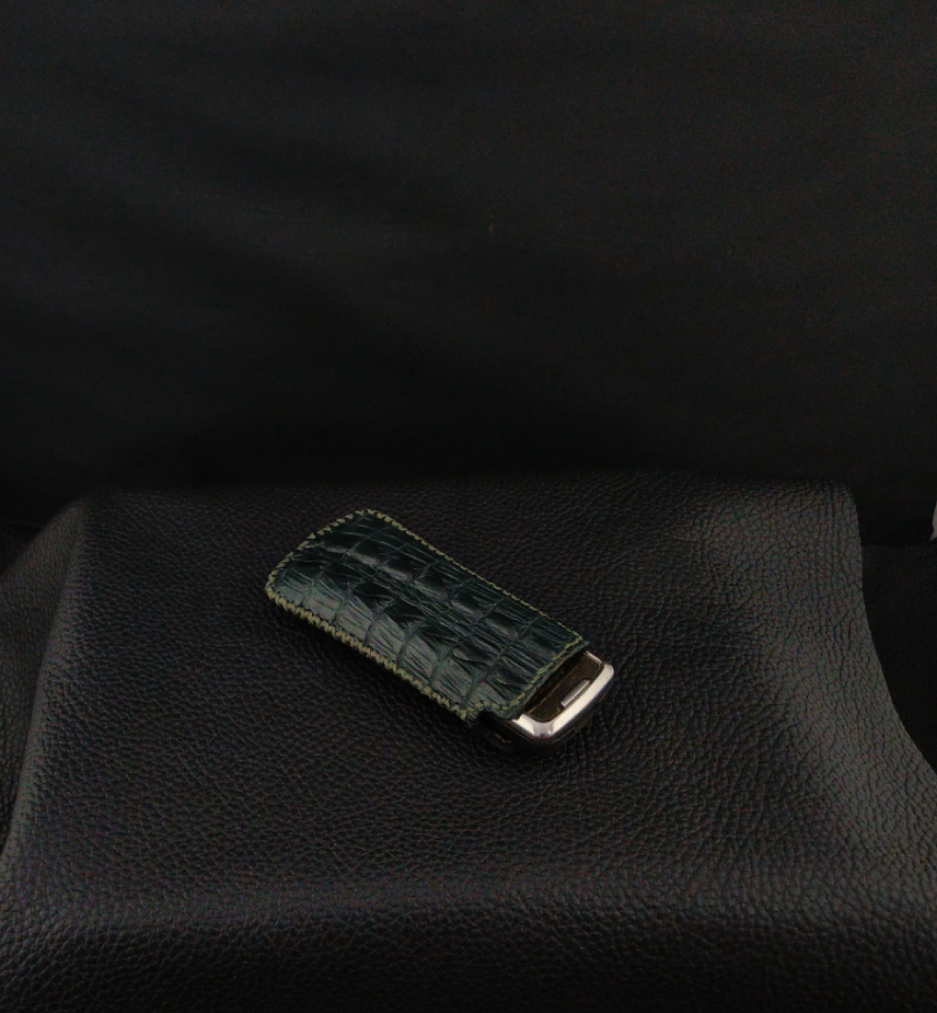 Bao Da Rút Nokia 8800 Da Cá Sấu Thật - hàng nhập khẩu