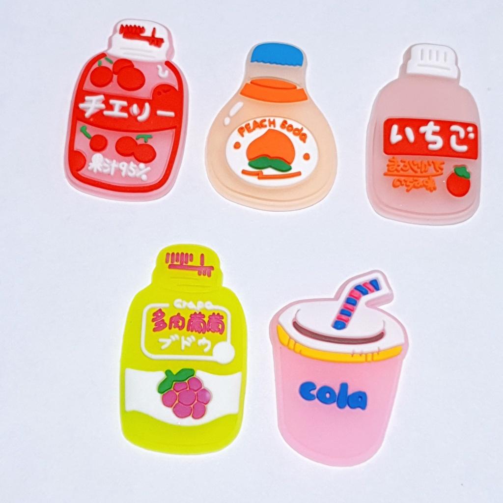 Nút hkdesign cài dép sticker jibbitz 2D loại nhựa mềm PVC nhiều mẫu