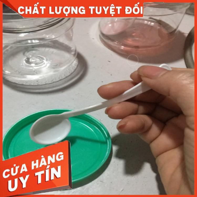 Lọ nhựa đựng gia vị nắp vặn kín 300ml kèm thìa xịn