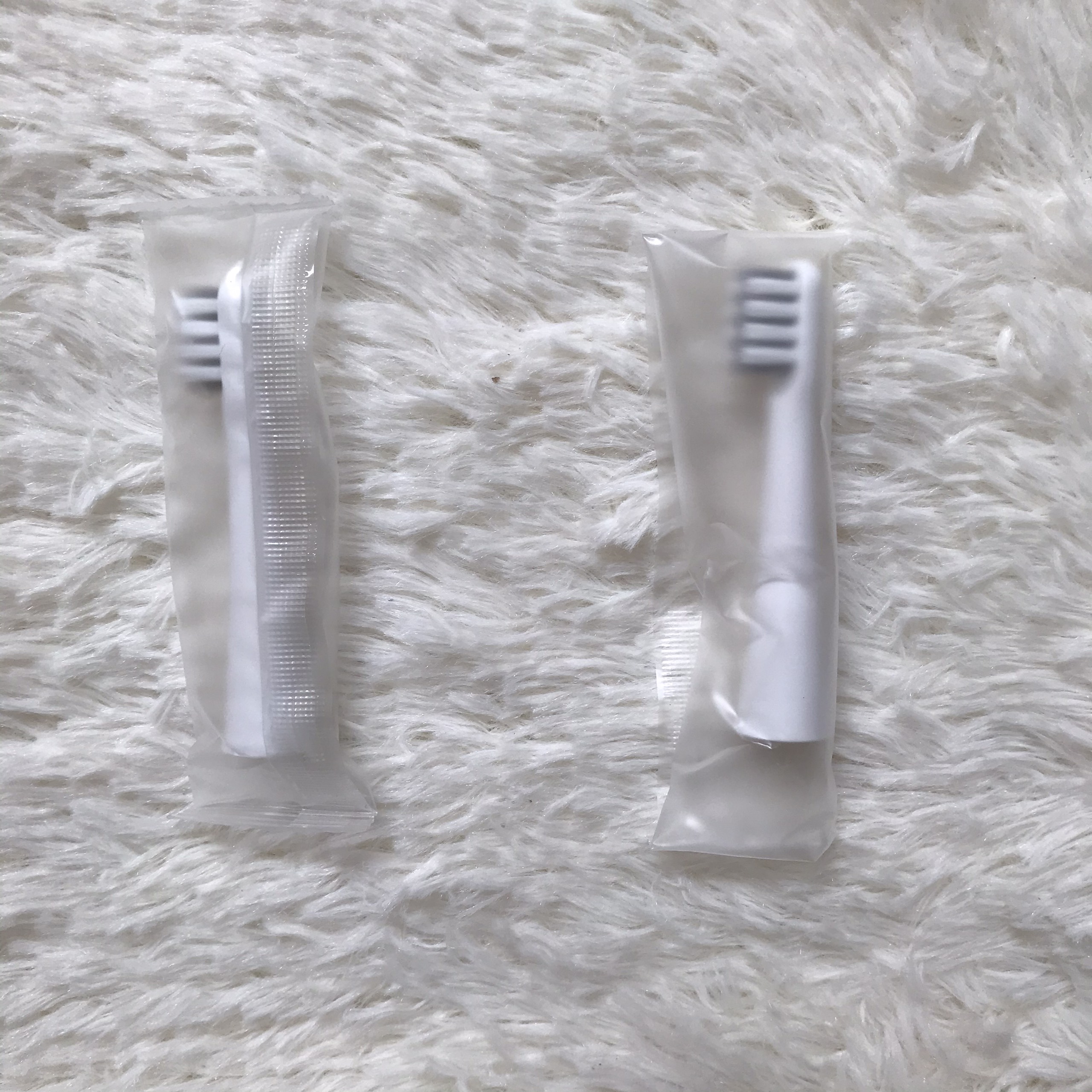 Bàn chải đánh răng điện Enchen T501 với 3 chế độ làm sạch, chống nước toàn thân máy, pin bền