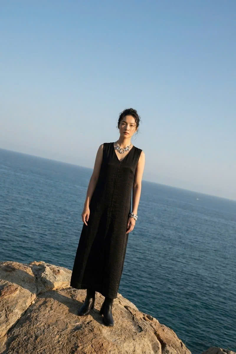 Đầm Maxi Dáng Suông Lụa Đen Hải Thạch Dre202 thời trang thiết kế Hity