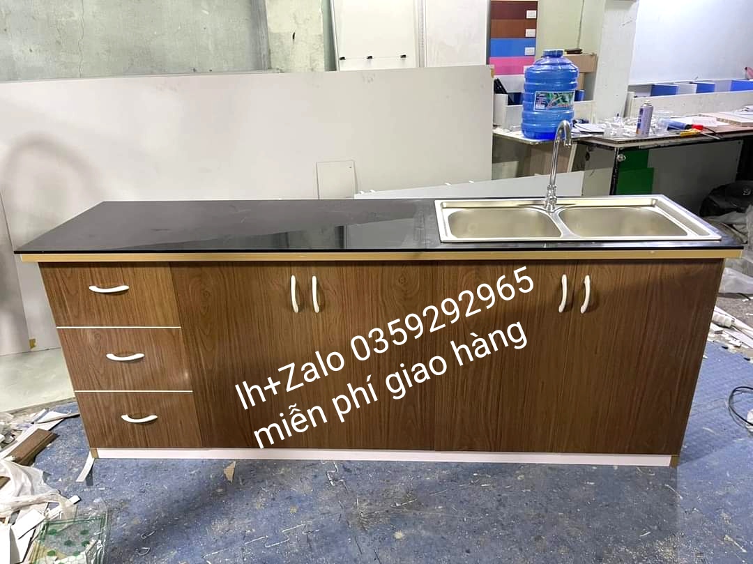 Tủ bếp mini nhựa đài Loan ốp mặt gạch sẵn bồn đôi